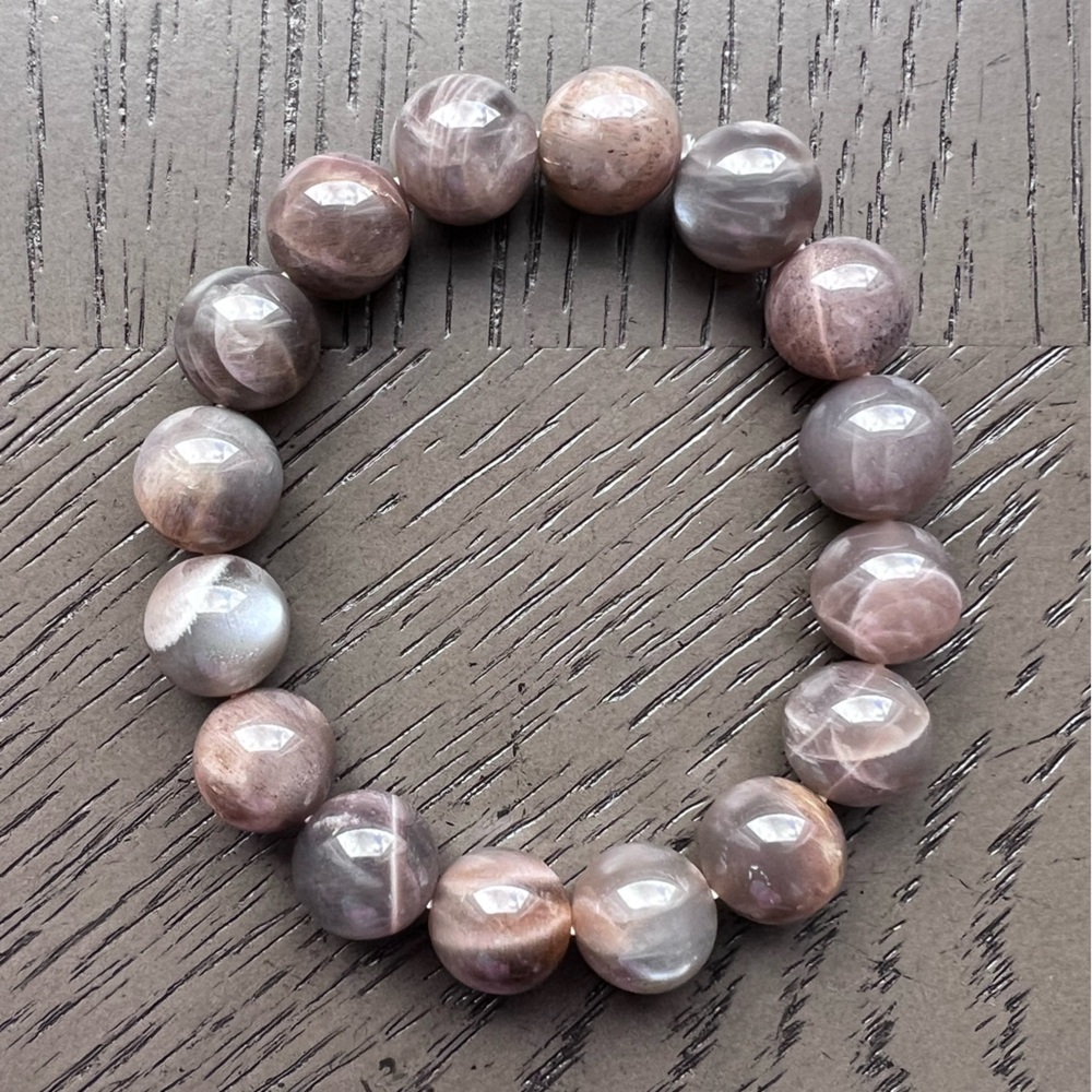 Black moonstone bracelet 13mm